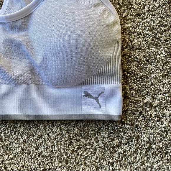 Puma racerback sports bra size M seamless padded - Picture 11 of 12